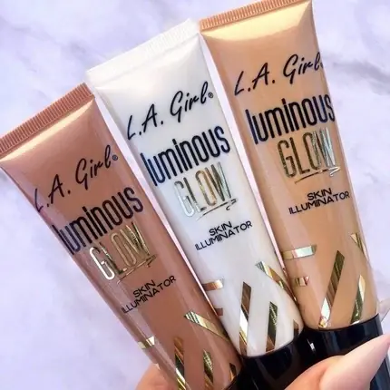Highlighter L.A. Girl Luminous Glow Skin Illuminator - nuanțe argintiu, auriu și nude Ofertă de sezon