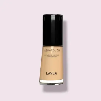 Fundă de machiaj Layla Aqua Touch Vitamin C Infusion Foundation 02, sticlă transparentă cu capac negru Ieftin